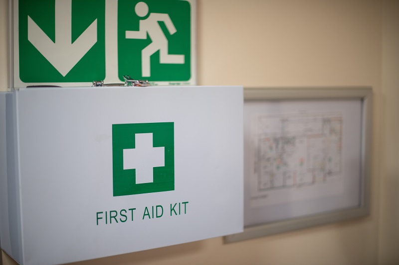 osha first aid kit requirements